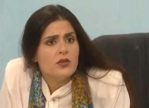 نجمة &quot;جميل وهناء&quot; الممثلة السورية هناء نصور تتعافى من كورونا بعد إصابتها خلال إقامتها في البرازيل...&quot;لم أسميها كورونا لأن لفظ الكلمة بالغربة كان يعني موتاً&quot;!