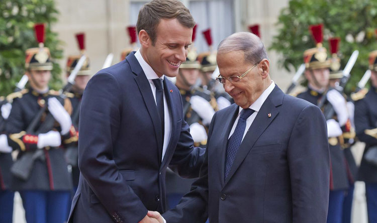 اتصال بين ماكرون وعون...الرئيس الفرنسي عبّر عن رغبة في تطبيق اصلاحات تلبي طموحات اللبنانيين