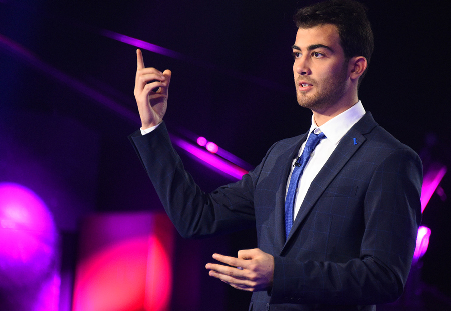 ضمن أكثر من 40 دولة متنافسة في مسابقة عالمية...شاب لبناني &quot;مخترع&quot; اقترب من حصد اللقب