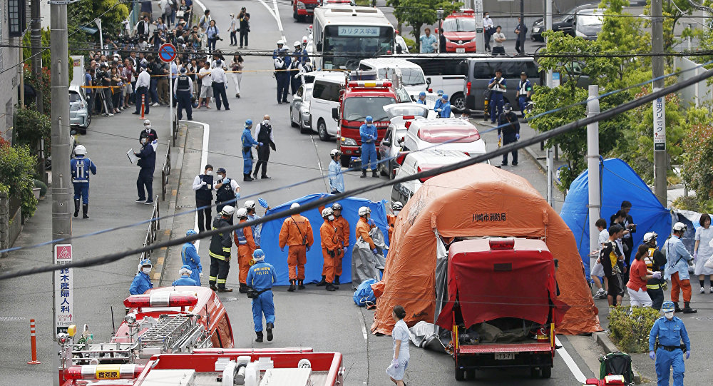 مقتل طفلة ومصرع الجاني في حادث طعن يهز اليابان! كان يحمل سكاكين بكلتا يديه وطعن الضحايا قبل أن يطعن نفسه في الرقبة