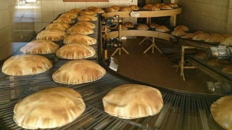 وزارة التجارة تضبط أفراناً في لبنان تتلاعب بوزن ربطة الخبز العربي