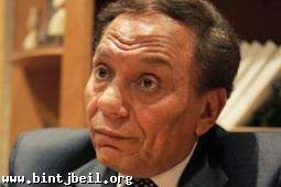 عادل إمام يستنكر إهدار تنظيم القاعدة لدمه 