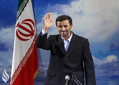 احمدي نجاد يرحب بحوار عربي ايراني