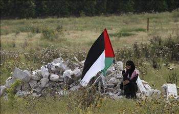 أهل النظام العربي يشيّعون قضية فلسطين: اغتيال الثورة بالكيان والأرض بالسلطة 