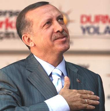 أردوغان وغلمان القصر الاميركي .