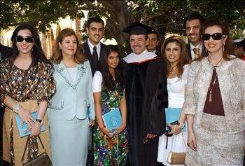 رحيــل ناصــر الخرافــي... خســارة عربيــة
