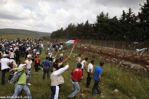 بنت جبيل معجبة بشجاعة الشباب الفلسطيني  