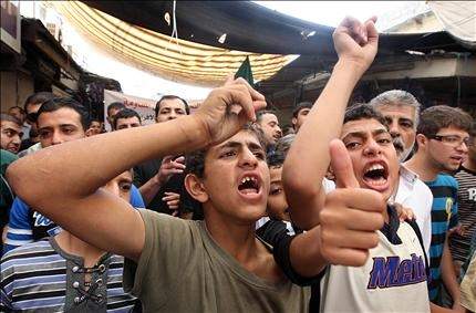 الأردن: «بلطجية» يهاجمون بالحجارة مشاركين في تظاهرات تطالب بالإصلاح