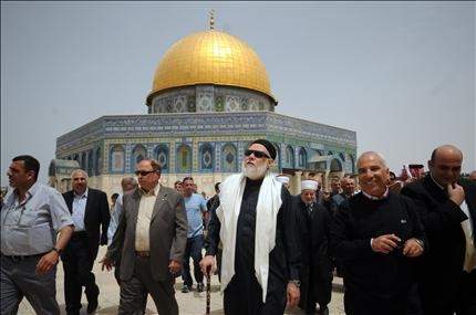 مفتي مصر يزور القدس! اتهامات له بالخيانة ومطالبة بعزله 