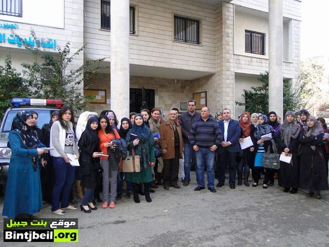 وفد من طلاب الجامعة اللبنانية  في النبطية 