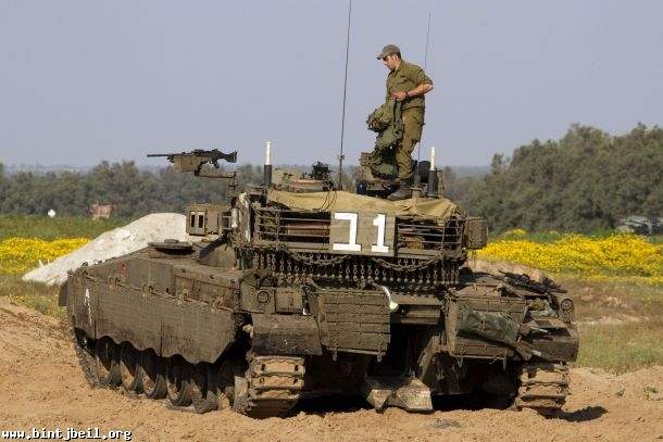 الجيش الإسرائيلي يجري تدريبات تحاكي الدخول إلى العمق السوري