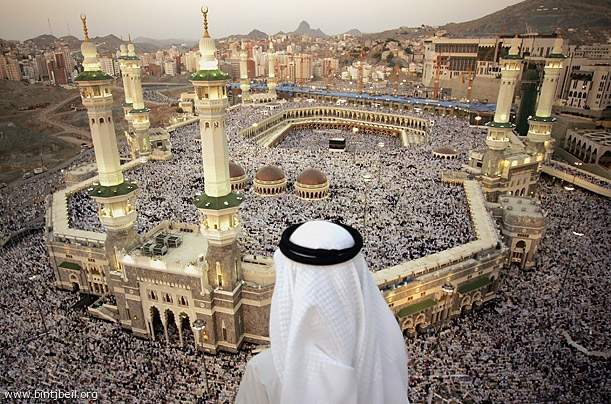 السعودية تناشد مسلمي العالم «تأجيل» الحج