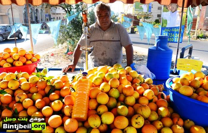 عصائر الليمون الطبيعي تتصدر موائد الافطار في بنت جبيل 