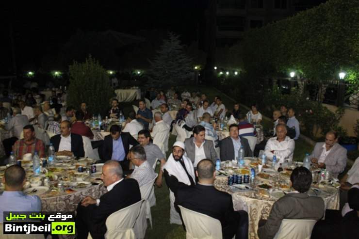 افطار رمضاني للمستشفي اللبناني الايطالي في صور 
