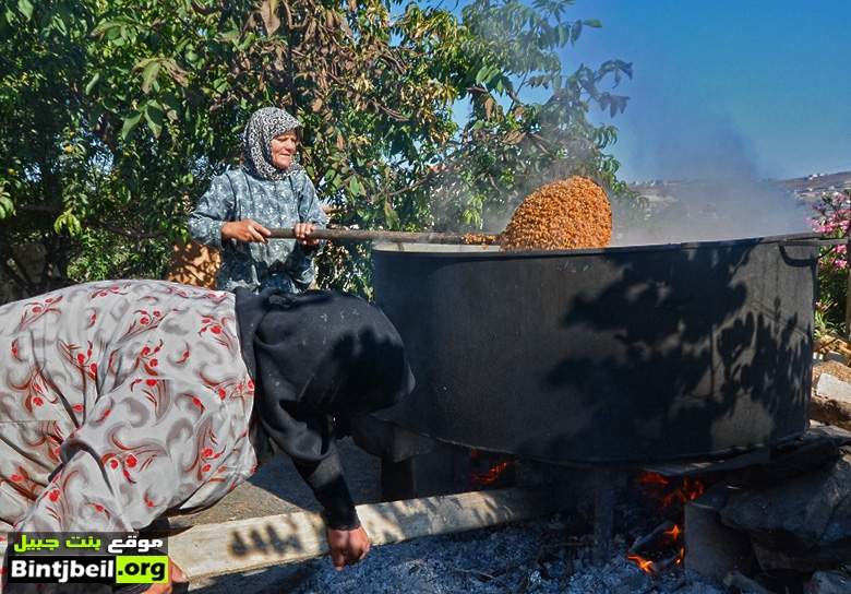 موسم سلق القمح ينطلق في بنت جبيل وكل الجنوب  