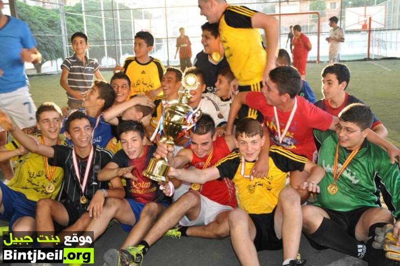 فريق بنت جبيل يتوج بطلاً بنهائي بطولة الشباب في المنطقة بفوزه على فريق يارون 