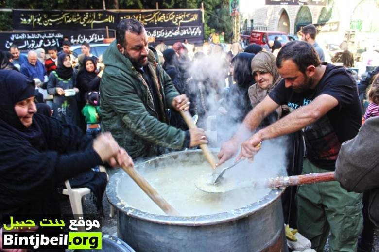 كفررمان تطبخ " الهريسة " في ذكرى الاربعين	