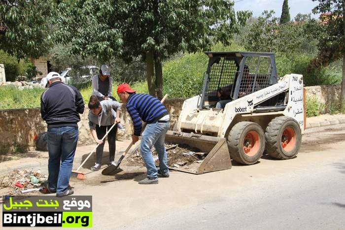 بلدية شقرا و دوبيه تطلق يوم للنظافة عامة 