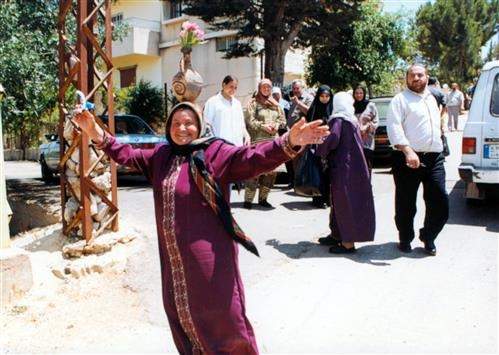 «بوابة فاطمة» خارج مزارات التحرير