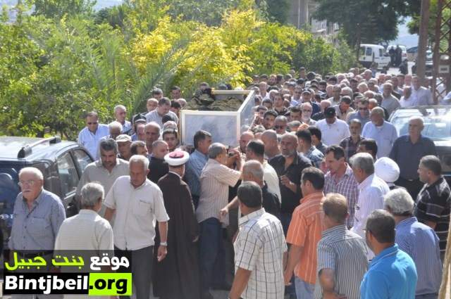 الجنوب يودع المناضل نمر قشمر (ابو جمال ) بمأتم مهيب الى مثواه الاخير في بلدة الحلوسية 