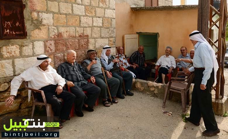 بالصور /  في بنت جبيل، «الحطة و العقال» رحلت مع رجالها.. وبقيت في بعض القرى 