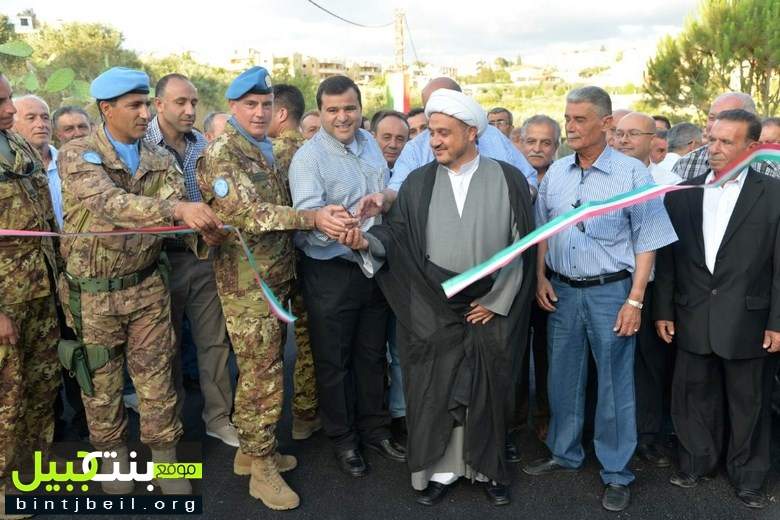 اليونيفيل الإيطالية تدشن طريقا في بلدة حناوية  