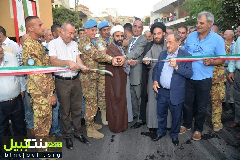 اليونيفيل الإيطالية تدشن طريقا  في بلدة طورا في قضاء صور 	