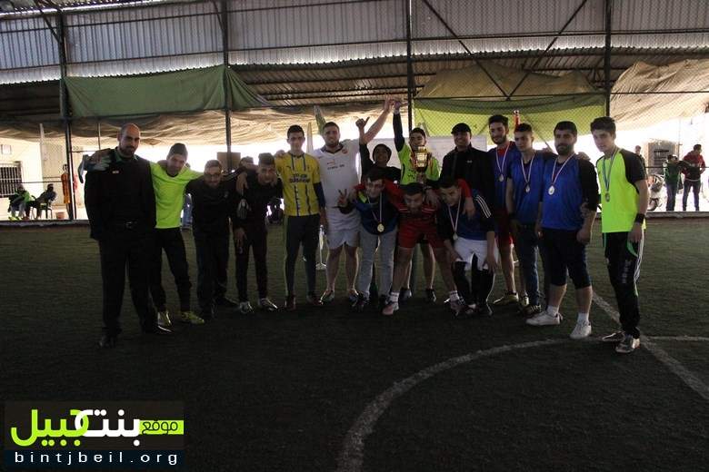 فريق الآفاق بنت جبيل يقيم دورة في كرة القدم