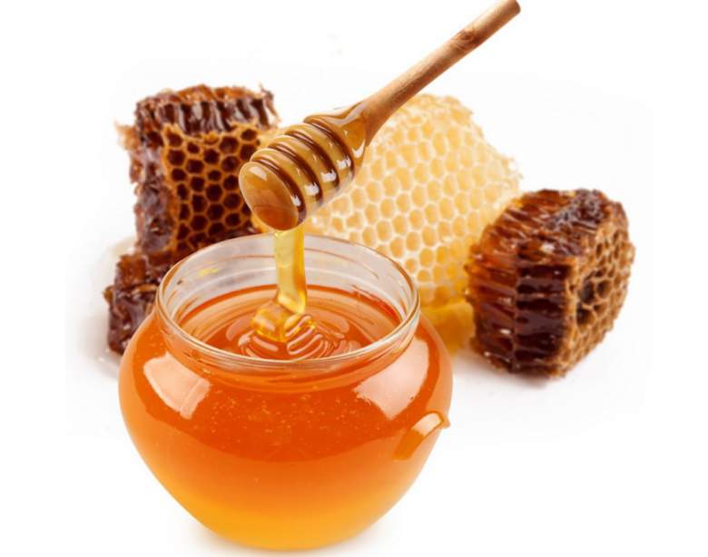 العسل يقتل الفطريات ويلأم الجروح