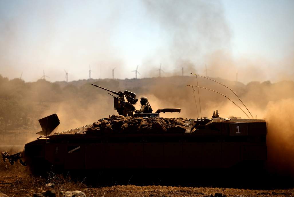 إسرائيل تبدأ مناورات عسكرية اليوم.. ماذا يجري وراء الحدود قرب عيتا الشعب ؟