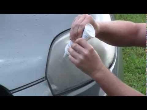  بالفيديو... تلميع مصباح السيارة باستخدام معجون الاسنان