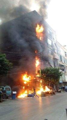 بالصور / اندلاع حريق كبير في مبنى سكني في منطقة صفير