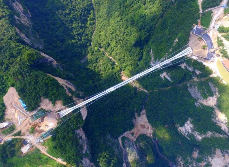  بالصور: لمحبي المغامرات.. الصين تفتتح &quot;الجسر المخيف&quot;