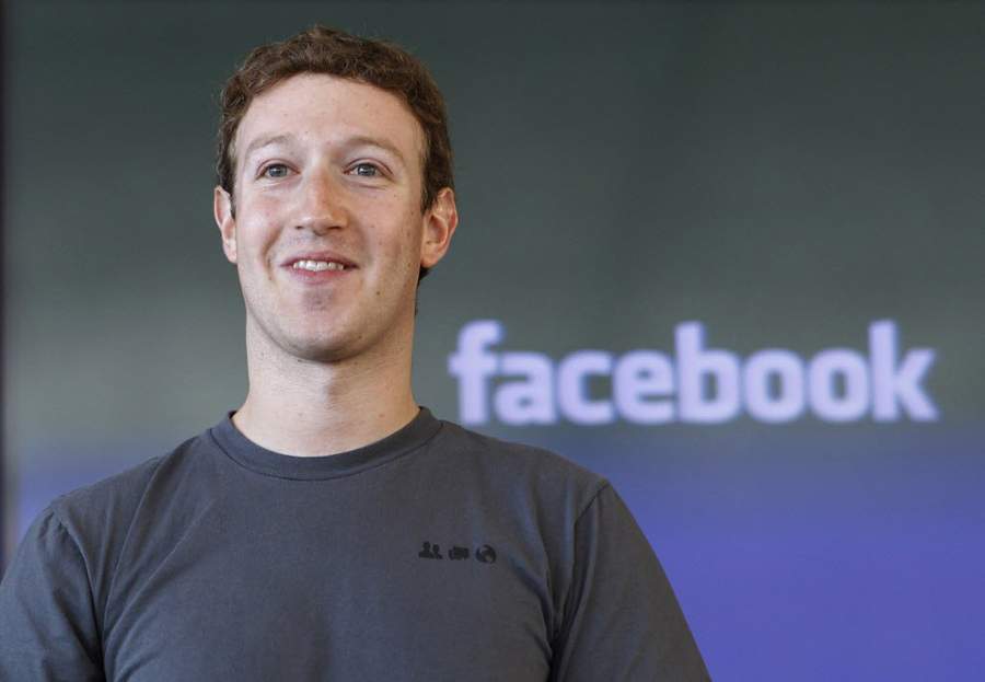 مؤسس فيسبوك يتبرع بثلاثة مليارات دولار للقضاء على الأمراض
