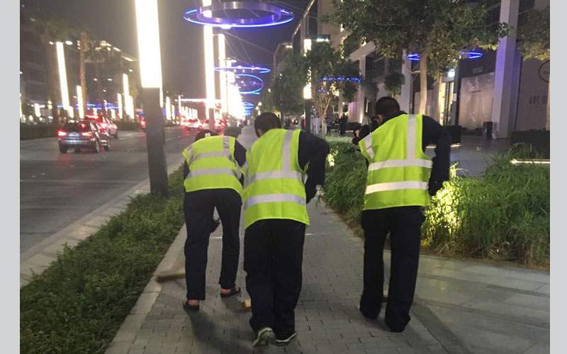 احذر التفحيط في دبي فمصيرك تنظيف الشوارع!