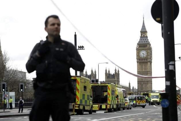 بريطانيا: منفذ الهجوم مولود في بريطانيا وكان يخضع لمراقبة الأجهزة الأمنية