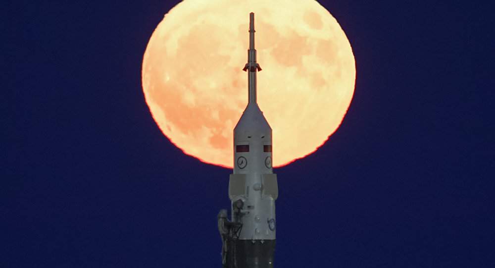 الصاروخ الروسي الجديد سيكون قادراً على الدوران حول القمر!