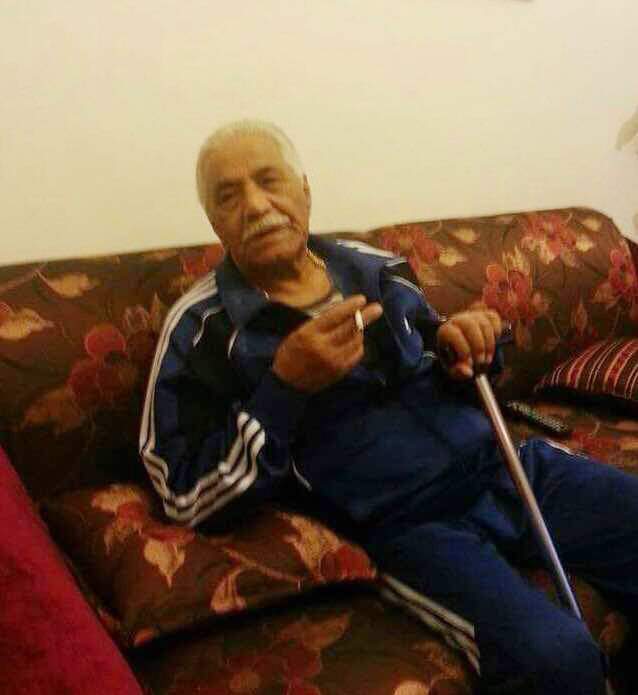 الحاج ابراهيم خرج و لم يعد ..  يعاني من ضعف في الذاكرة وهو مفقود منذ ايام 