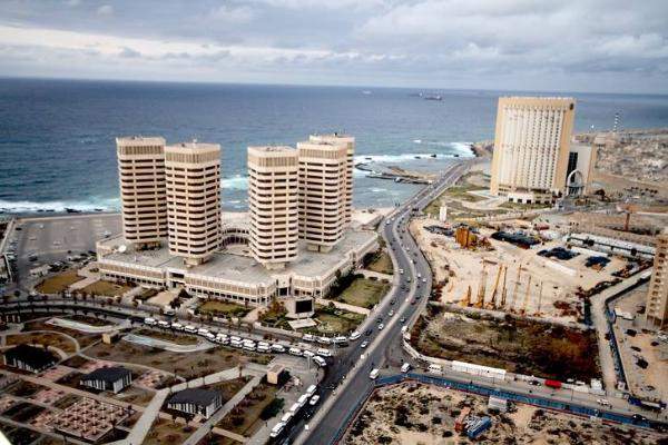 ليبيا تعلن قطع علاقاتها الدبلوماسية مع قطر