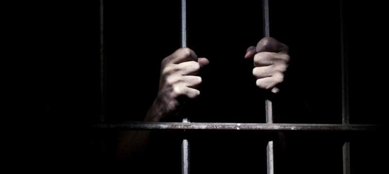 في الاونيسكو: أيقظ ضحيته لقتلها وأخبرها بأنه &quot;جن&quot; وأكل تفاحة وخرج.. تفاصيل مرعبة من اعترافاته وهذه عقوبته!