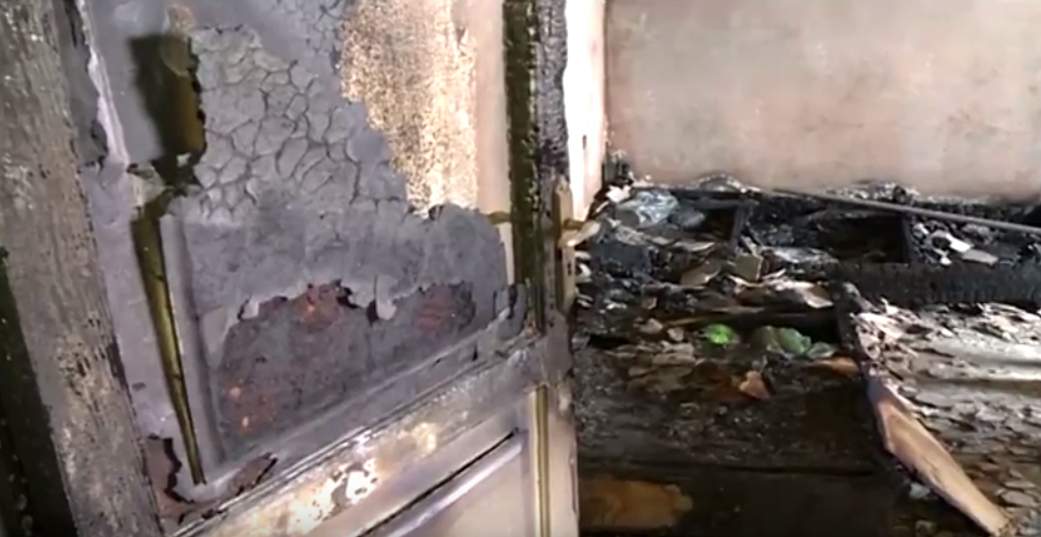 بالفيديو / انفجار هاتف يحرق منزلا في الناعمة.. و صاحبة المنزل ستدعي على شركة سامسونغ