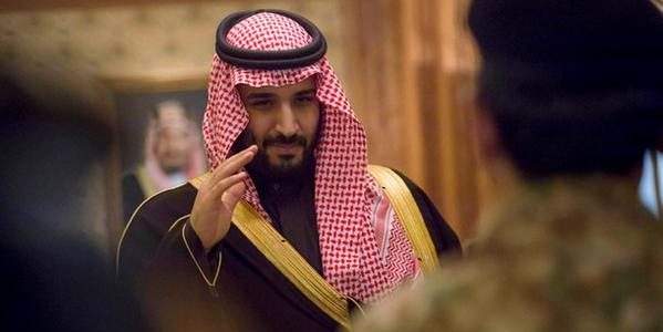 بالفيديو &hellip; لحظة اعتقال أمير سعودي رفض مبايعة بن سلمان وقام بتهديده