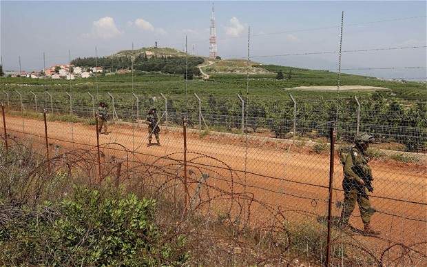 الإحتلال الإسرائيلي يبدأ ببناء جدار على حدود لبنان