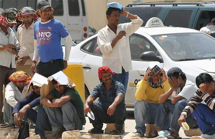 ارتفاع أزمة البطالة في السعودية والشركات من تعثّر وإفلاس و906 آلاف عاطل عن العمل نصفهم جامعيون