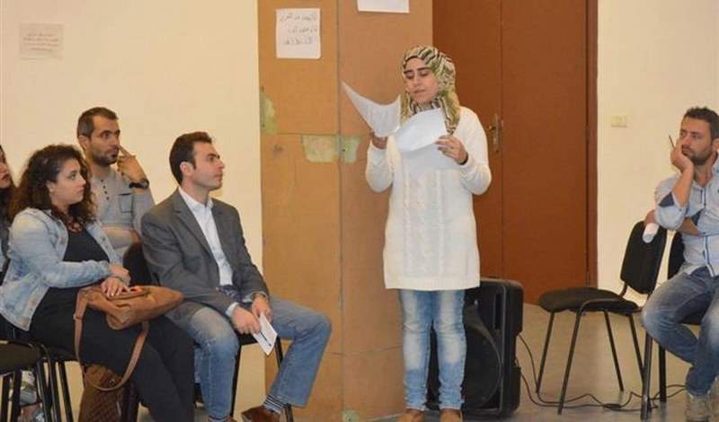 الدعاء لهناء.. طالبة الفيزياء التي في الجامعة اللبنانية ضحية السلاح المتفلت 