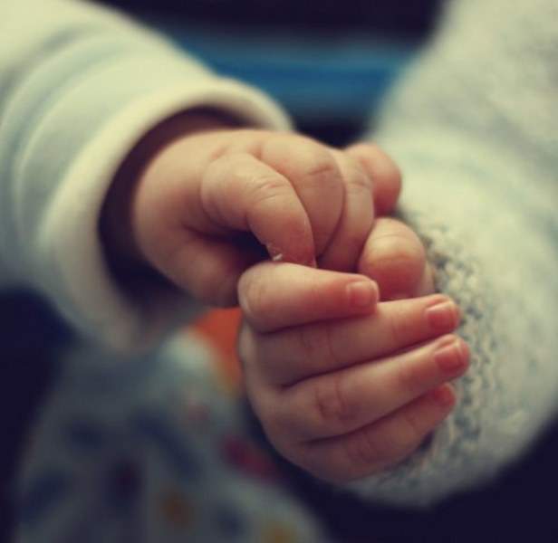 طفلة تبلغ من العمر 3 سنوات بحاجة ماسة الى دم من فئة A+ في مستشفى الروم 