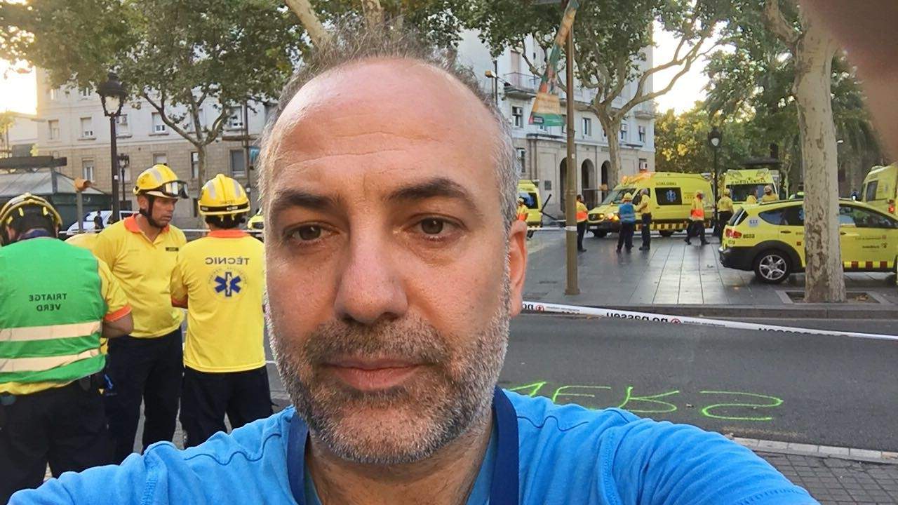 لبناني أصيب إصابة طفيفة كان برفقة 3 لبنانيين آخرين ويروي بعضاً من تفاصيل حادثة الدهس في برشلونة
