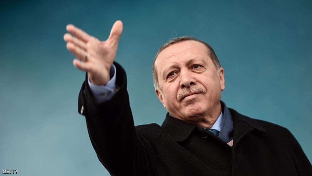في خطوة مفاجئة...أردوغان يهدد &quot;بطل&quot; إحباط &quot;انقلاب يوليو&quot;