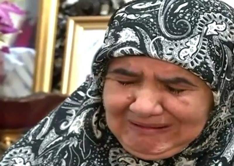 بالفيديو.. والدة الجندي &quot;المنشق&quot; عبد الرحيم دياب تقول كلام غير المتداول وتكشف أمور كثيرة..وتوجه له رسالة 