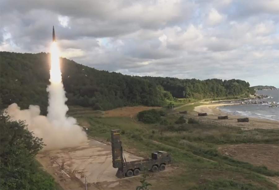 بالفيديو/ بعدما أطلقت بيونغ يانغ صباح اليوم صاروخاً باليستياً...سيئول ترد بصاروخين على جارتها الشمالية